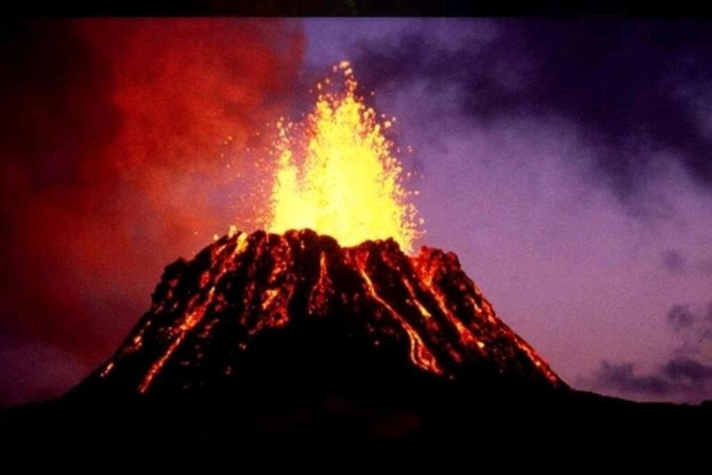 Kilauea Iki- Hale Kumu La'Au Apartment Volcano Exterior photo